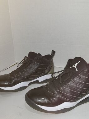 Size 13 - Jordan Velocity Black White Mens Great Condition 688975 010